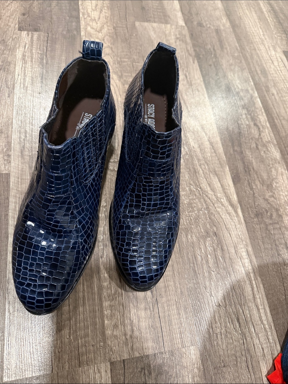 Stacy Adams Navy Croc-Embossed Men’s Chukka Boots